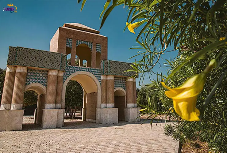 باغ راه ایرانی کیش