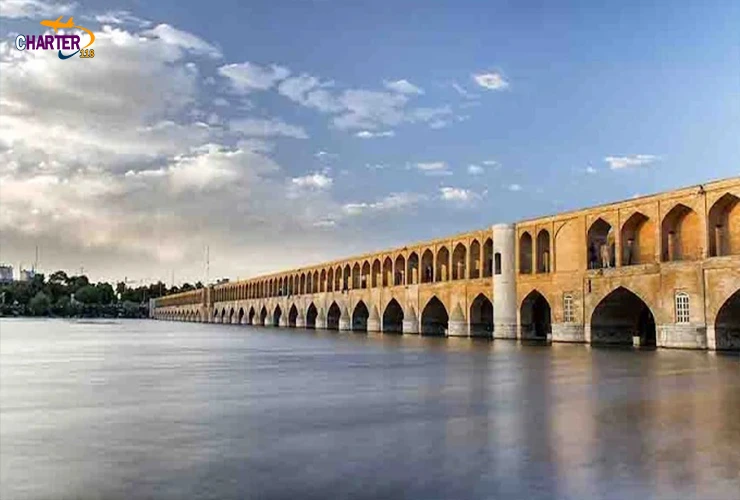 سی و سه پل