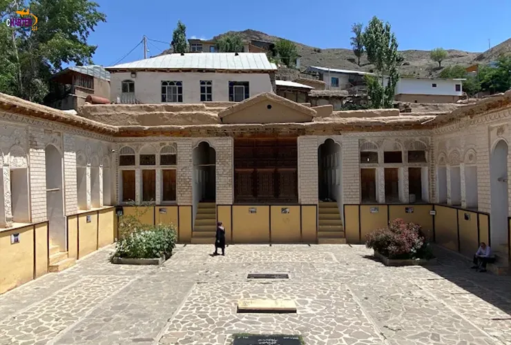 خانه نیما یوشیج