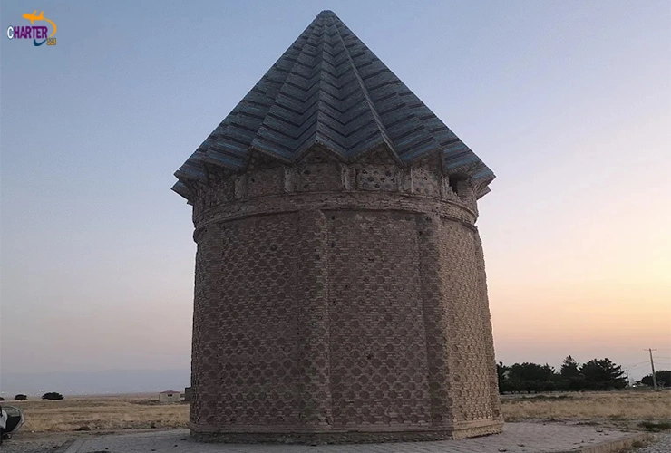 میل اخنگان نزدیک مشهد