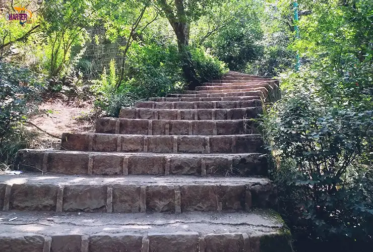 مسیر پله‌های شیطان کوه